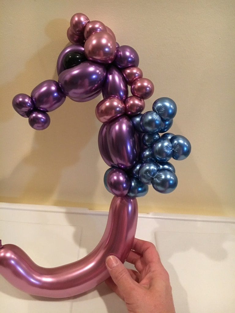 Balloon art creation