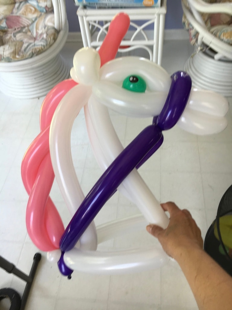 Balloon art creation