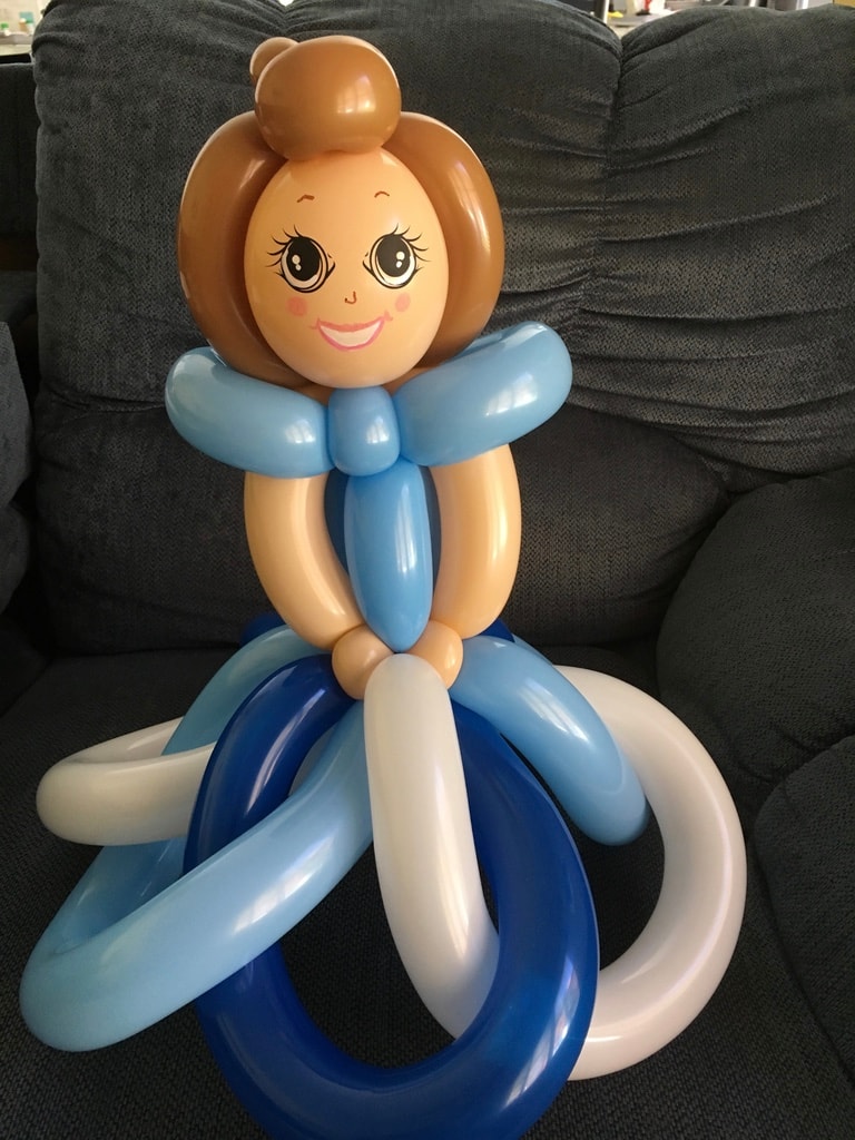 Balloon art creation